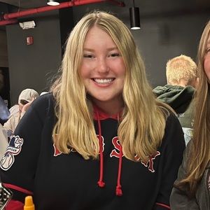 Meet your Posher, Abby